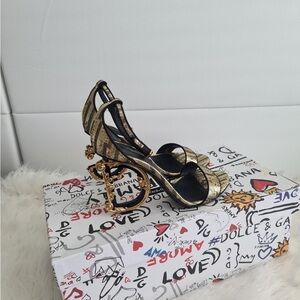 Dolce & Gabbana Gold Stiletto Heels